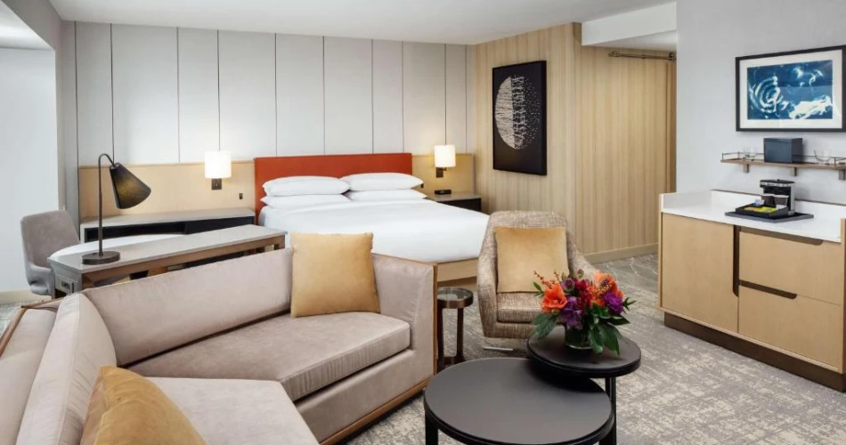 Explore Columbus in Style: Top-Rated Hotels Near Nationwide Arena for Every Budget