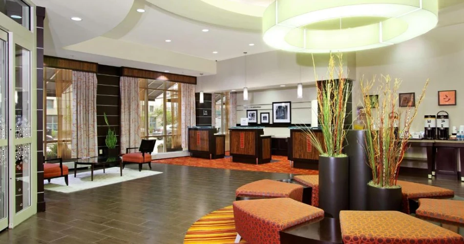Explore Columbus in Style: Top-Rated Hotels Near Nationwide Arena for Every Budget