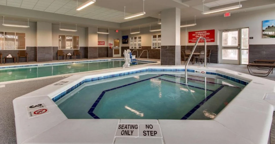 Top Stays Near Nationwide Arena: Best Hotels in Columbus, Ohio