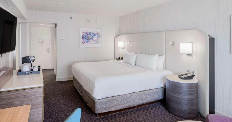 Top Stays Near Nationwide Arena: Best Hotels in Columbus, Ohio