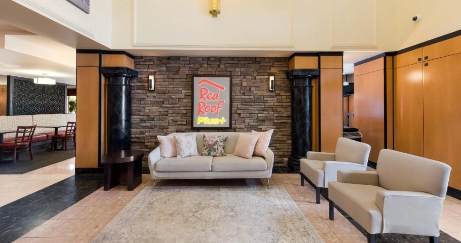 Top Stays Near Nationwide Arena: Best Hotels in Columbus, Ohio