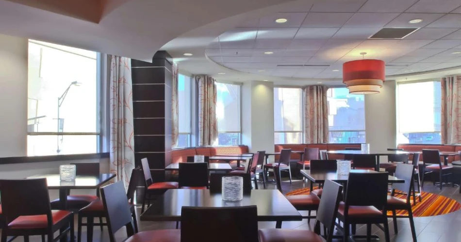 Explore Columbus: Stay at These Hotels Near Nationwide Arena