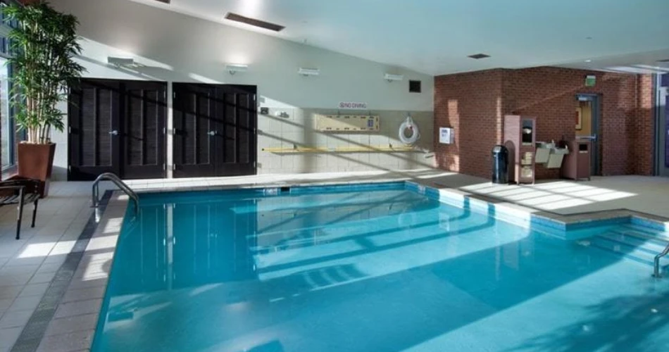 Explore Columbus: Stay at These Hotels Near Nationwide Arena