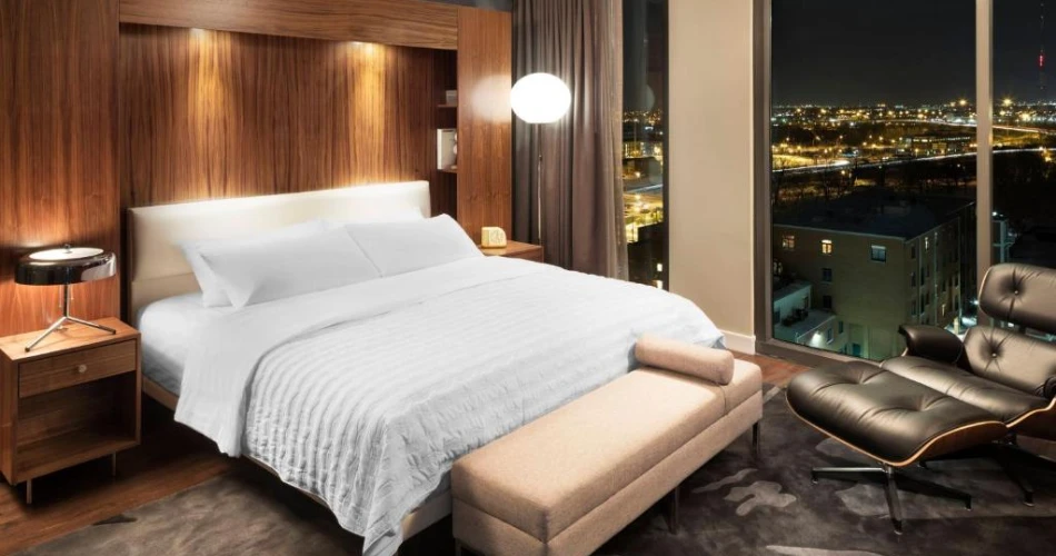 Explore Columbus: Stay at These Hotels Near Nationwide Arena